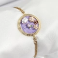 BFS 316L Çelik Zincir Mor Mineli Sanatsal Portre İnci Detaylı Çiçek Model Gold Renk Kadın Bileklik