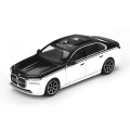 ÇOK SATAN Mini GT 1/64 BMW i7 xDrive60 Alpine White / Black Sapphire - Blister Paket