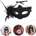 ÇOK SATAN Siyah Mat Renk Yandan Tüylü Güllü Parti Balo Venedik Maskesi 16x22