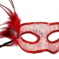 Kırmızı Yandan Tüylü Payetli Parti Maskesi