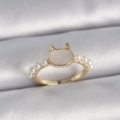 Pirinç Gold Renk Ayarlanabilir Beyaz Mineli Kedi Model İnci Detay Kadın Yüzük