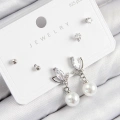 Pirinç Zirkon Taşlı İnci Sallantılı Damla Model Gümüş Renk 925 Ayar Gümüş Çivi Kadın Küpe Set