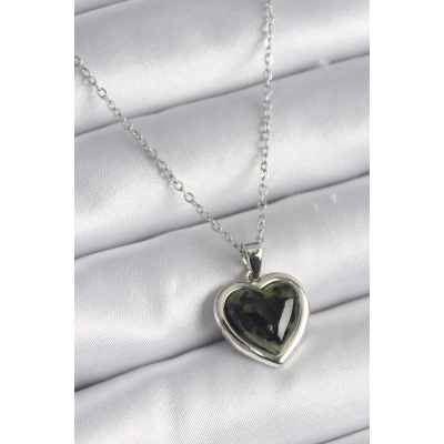 316L Çelik Gümüş Renk Yeşil Mineli Kalp Model Kadın Kolye