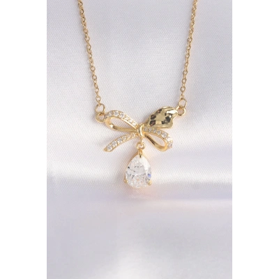 316L Çelik Zincir Altın Renk Zirkon Taşlı Damla Detay Fiyonk Kolye