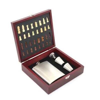 Ahşap Kutulu Satrançlı Matara Seti 8 oz