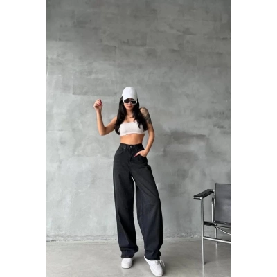 Arkadan tokalı jeans pantolon Siyah