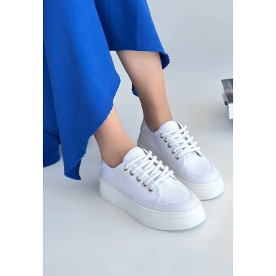 Carin Beyaz Keten Bağcıklı Spor Ayakkabı