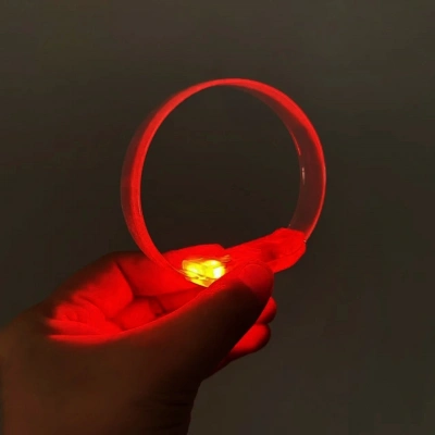 ÇOK SATAN 3 Modlu Pilli Led Işıklı Esnek Parti Bilekliği Kırmızı