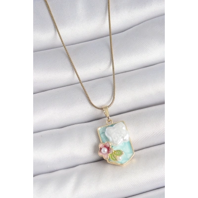 BFS 316L Çelik Gold Renk Zincir Mavi Mineli İncili Çiçek İşlemeli Portre Model Kadın Kolye