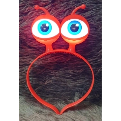 BFS   Led Işıklı & Pilli 3 Farklı Modda Yanan Uzaylı Göz Parti Tacı Kırmızı Renk 18x12 cm