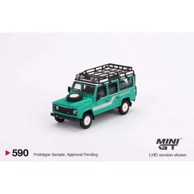 BFS   Mini GT 1/64 Land Rover Defender 110 1985 County Station Wagon Trident Green