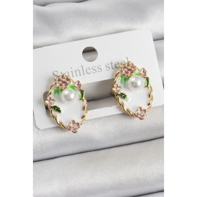 BFS Pirinç Beyaz Mineli İnci Detaylı Sanatsal Portre Model Gold Renk Kadın Küpe