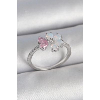 BFS Pirinç Gümüş Renk Beyaz Mineli Pembe Zirkon Taşlı Çiçek Model Kadın Yüzük