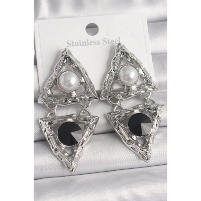 BFS Pirinç Gümüş Renk Sallantı Üçgen Model İnci Detay Kadın Küpe