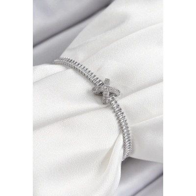 BFS Pirinç Zirkon Taşlı X Detaylı Su Yolu Model Gümüş Renk Asansörlü Kadın Bileklik