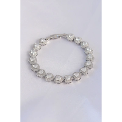 BFS Vip Seri Pirinç Zirkon Taşlı Gümüş Renk Kalp Model Bileklik