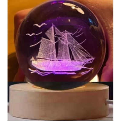 ÇOK SATAN Dekoratif Gemi Tasarımlı Ahşap Altlıklı Işıklı Cam Küre Cam:6cm Ahşap:2cm