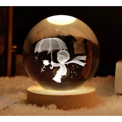ÇOK SATAN Dekoratif Küçük Prens Tasarımlı Ahşap Altlıklı Işıklı Cam Küre Cam:6cm Ahşap:2cm
