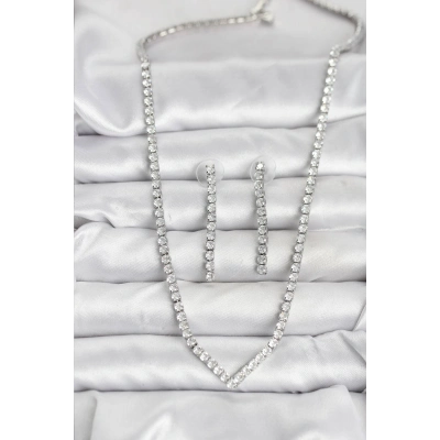 Gümüş Renk Zirkon Taşlı Kadın Kolye Küpe Seti