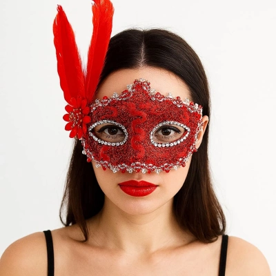 ÇOK SATAN Kırmızı Renk Tüylü Dantelli Gözleri Taşlı Balo Parti Maskesi