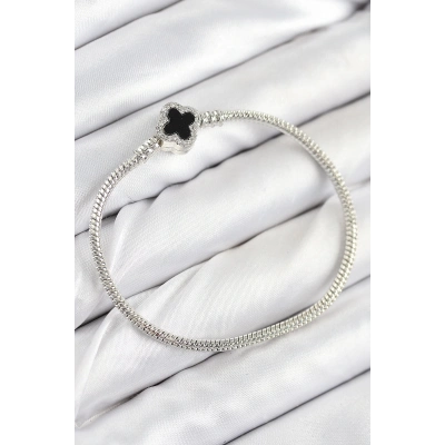 ÇOK SATAN Pirinç Charm Zirkon Taşlı Yonca Model Gümüş Renk Kadın Bileklik