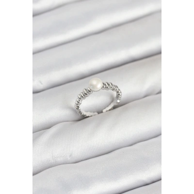 Pirinç Gümüş Renk Göbek İnci Model Kadın Yüzük