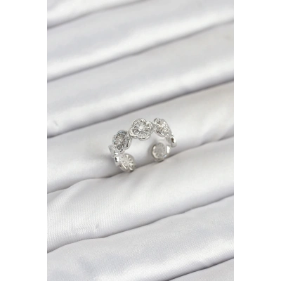 ÇOK SATAN Pirinç Gümüş Renk Yonca Model Kadın Yüzük