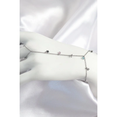 ÇOK SATAN Pirinç Renkli Zirkon Taşlı Sallantılı Yıldızlı Model Gümüş Renk Kadın Şahmeran