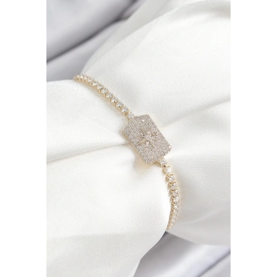 ÇOK SATAN Pirinç Zirkon Taşlı Kutup Yıldızı Model Gold Renk Asansörlü Kadın Bileklik