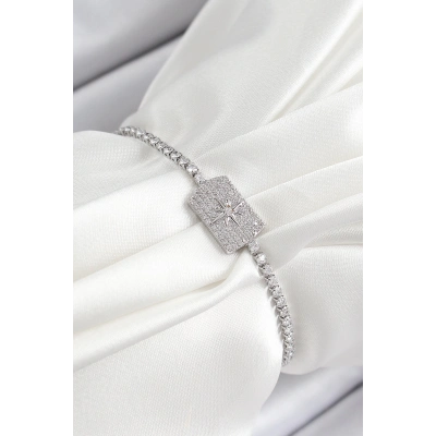 ÇOK SATAN Pirinç Zirkon Taşlı Kutup Yıldızı Model Gümüş Renk Asansörlü Kadın Bileklik