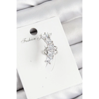 ÇOK SATAN Pirinç Zirkon Taşlı Model Gümüş Renk Sağ Kıkırdak Küpe