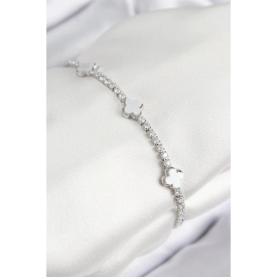 ÇOK SATAN Pirinç Zirkon Taşlı Yonca Model Gümüş Renk Kadın Bileklik