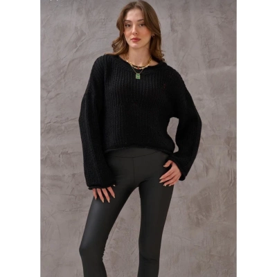 Salaş delik detaylı kazak siyah