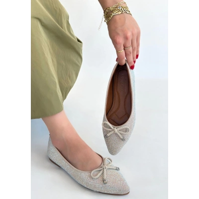 Sarra Bej Saten İşlemeli Babet Ayakkabı