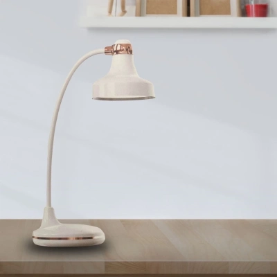 Dokunmatik 3 Farklı LED Işıklı Çalışma Masası Üstü a