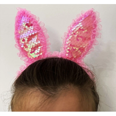 Kenarları Dantelli Pembe Pullu Payetli Led Işıklı Tavşan Kulak Taç 23x19 Cm