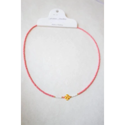 Kum Boncuklu Yonca Kolye - Nar Çiçeği