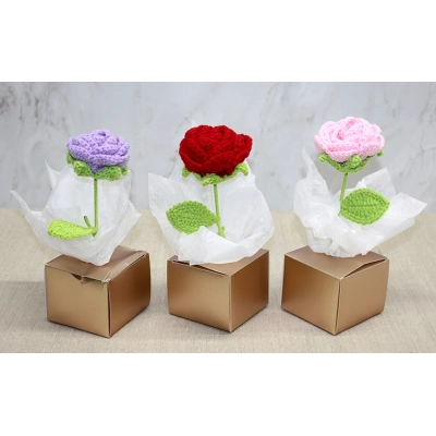 Kutulu Tekli El Örgüsü Gül Kutulu