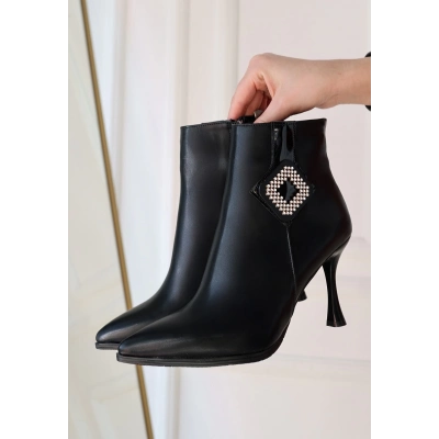 Moose Siyah Cilt Topuklu Bot