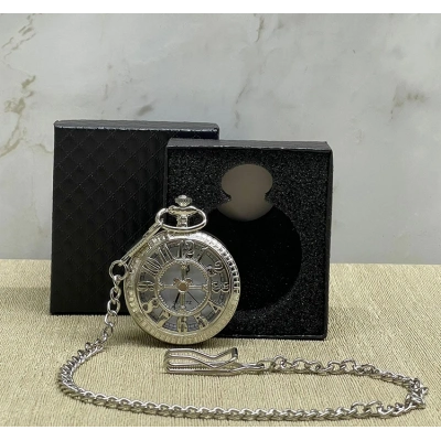 Özel Kutulu Rakamlı Gümüş Köstekli Saat