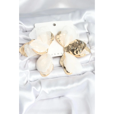 Pirinç Gold Renk Beyaz Tüllü Lotus Kadın Küpe