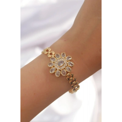 Pirinç Gold Renk İri Zirkon Taşlı Çiçek Figürlü Bileklik