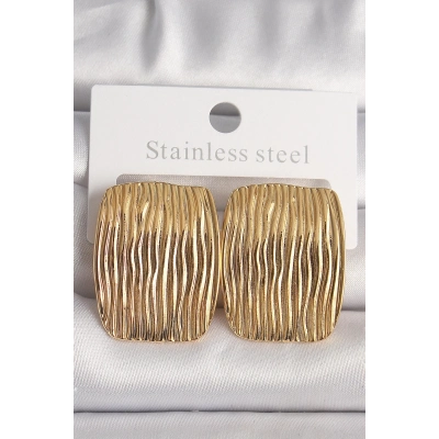 Pirinç Gold Renk İşlemeli Kare Plaka Model Kadın Küpe