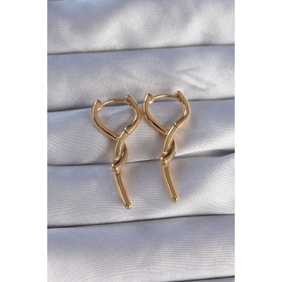 Pirinç Gold Renk Sarmal Çubuk Tasarımlı Uzun Küpe