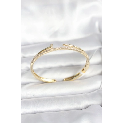 Pirinç Gold Renk Zirkon Taşlı Çivi Model Kadın Kelepçe Bileklik