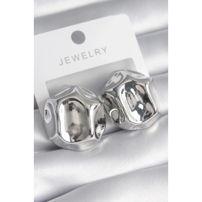 Pirinç Gümüş Renk İşlemeli Top Model Kadın Küpe