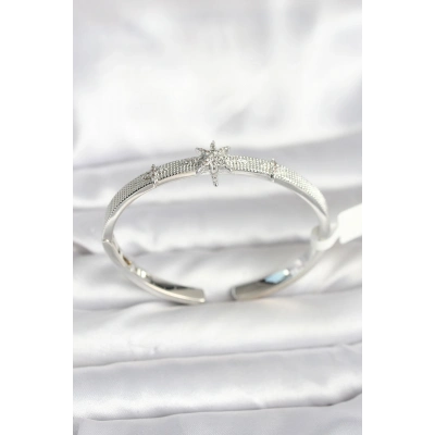 Pirinç Gümüş Renk Kutup Yıldızı Model Kadın Kelepçe Bileklik