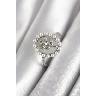 Pirinç Gümüş Renk Portre Gül Model İnci Detay Kadın Yüzük