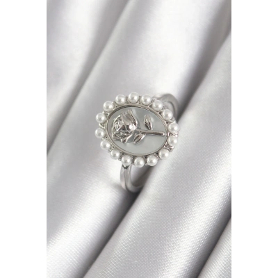 Pirinç Gümüş Renk Portre Gül Model İnci Detay Kadın Yüzük