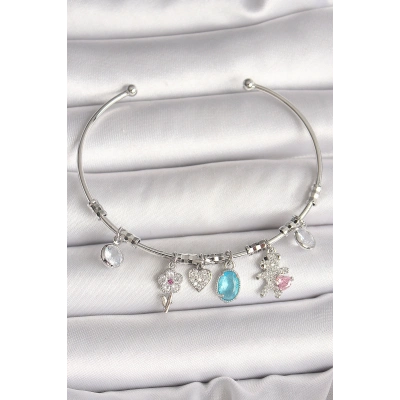 Pirinç Gümüş Renk Sallantı Zirkon Taşlı Ayıcık Figür Çiçek Detay Charm Kadın Bileklik